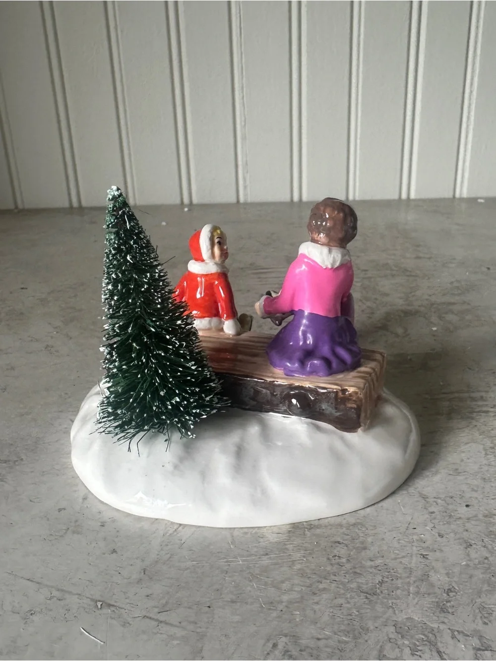 Dept 56 Snow Village Skating Fun 4020225 Christmas Village Accessory w Box 2011